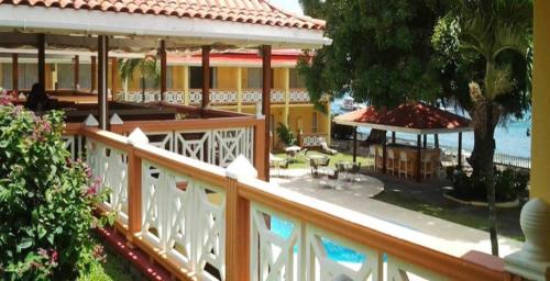 Piscina, Sunset Shores Beach Hotel in Arnos Vale Piscina, Sunset Shores Beach Hotel in Arnos Vale