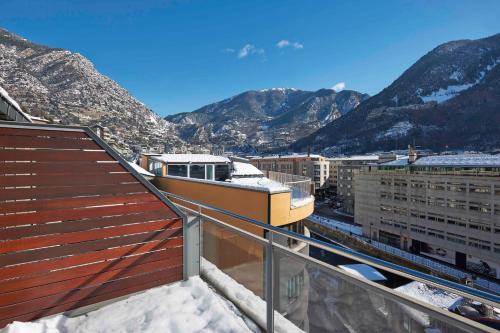 מרפסת, NH Andorra la Vella in אנדורה לה ולה מרפסת, NH Andorra la Vella in אנדורה לה ולה