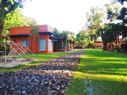 Vedere exterior, MOMARCO Forest Cove Resort and Hotel in Tanay Vedere exterior, MOMARCO Forest Cove Resort and Hotel in Tanay