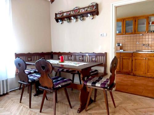 Hangulat Vendeghaz / Apartman 2. in ハーカニー Hangulat Vendeghaz / Apartman 2. in ハーカニー