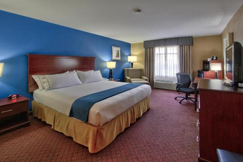 Holiday Inn Express Hotel & Suites Houston-Downtown Convention Center By IHG in Houston City Center Holiday Inn Express Hotel & Suites Houston-Downtown Convention Center By IHG in Houston City Center