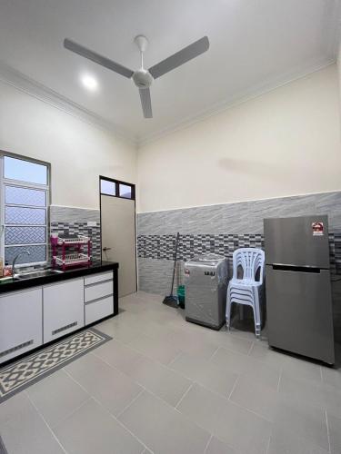 kuchnia, Sofea's Homestay in Wyspy Perhentian kuchnia, Sofea's Homestay in Wyspy Perhentian