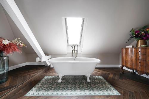 Bathroom, numa I Ivy Rooms in Anif Bathroom, numa I Ivy Rooms in Anif