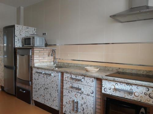 Konyha, Casa El lince de Granadilla AT-CC-00296, Norte provincia Caceres, WIFI, Parque infantil, HIDROMASAJE in Zarza de Granadilla Konyha, Casa El lince de Granadilla AT-CC-00296, Norte provincia Caceres, WIFI, Parque infantil, HIDROMASAJE in Zarza de Granadilla