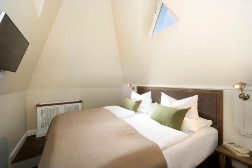 LOEV Hotel Rugen in Ostseebad Binz LOEV Hotel Rugen in Ostseebad Binz