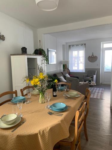 La Jonquille de St Vaast La Hougue in Saint Vaast La Hougue La Jonquille de St Vaast La Hougue in Saint Vaast La Hougue