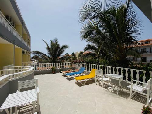 balkon/terras, ApartHotel NhaTerra in Santa Maria balkon/terras, ApartHotel NhaTerra in Santa Maria