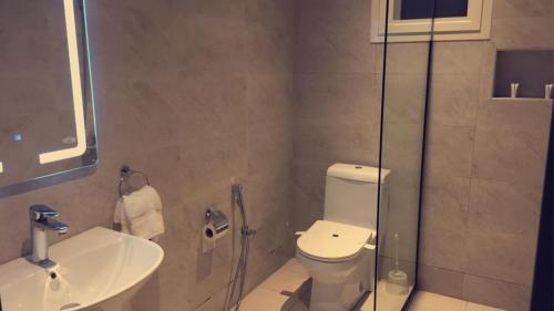 Bathroom, Voyage Apartments in Al Sulaimaniah Bathroom, Voyage Apartments in Al Sulaimaniah