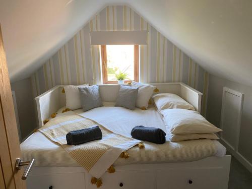 Beautiful, 2 Bedroom Cottage in Selsted Beautiful, 2 Bedroom Cottage in Selsted