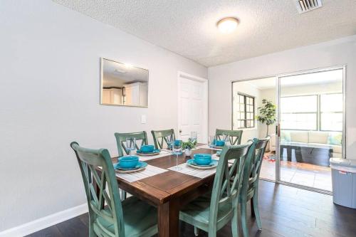 'Casa Bella' Florida Getaway with Heated Spa & Grill in North Port (FL) 'Casa Bella' Florida Getaway with Heated Spa & Grill in North Port (FL)