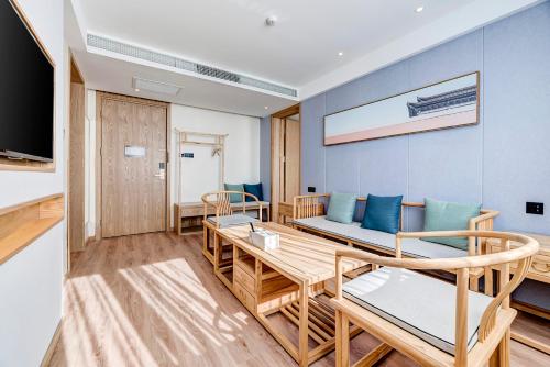 المرافق, Happy Dragon Vacation Hotel - close to Universal Studio and Wanda Plaza,free pick up to the studio (Happy Dragon Universal Vacation Hotel - close to Universal Studio and Wanda Plaza,free shuttle to th) in منتجع يونيفرسال بكين / جويوان / منطقة تونجتشو المرافق, Happy Dragon Vacation Hotel - close to Universal Studio and Wanda Plaza,free pick up to the studio (Happy Dragon Universal Vacation Hotel - close to Universal Studio and Wanda Plaza,free shuttle to th) in منتجع يونيفرسال بكين / جويوان / منطقة تونجتشو