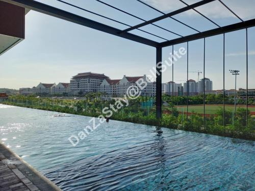 Swimming pool, DanZaStay@BellSuite near ERL Railway Station - Salak Tinggi Swimming pool, DanZaStay@BellSuite near ERL Railway Station - Salak Tinggi