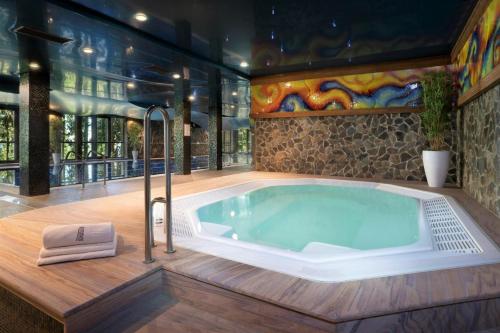 Spa, APLEND Wellness Hotel Borovica in 斯奇布斯克 Spa, APLEND Wellness Hotel Borovica in 斯奇布斯克