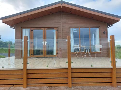 Beechwood Lochview Lodges in Renfrewshire Beechwood Lochview Lodges in Renfrewshire