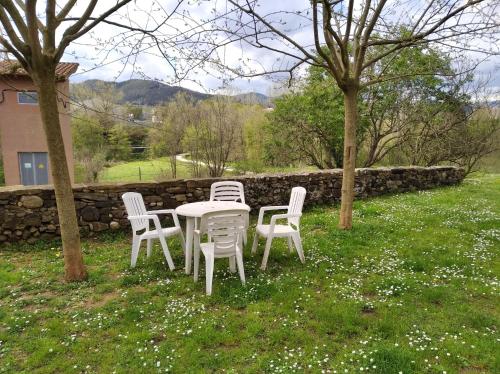 Ca la iaia Veva in Sant Joan Les Fonts Ca la iaia Veva in Sant Joan Les Fonts