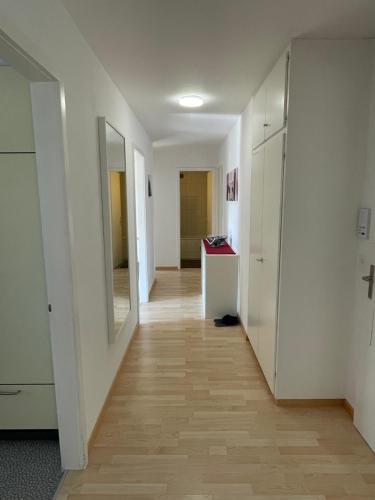 مدخل, 3-Room Family-Friendly Apartment (3-Room Apartment for Business Travelers or Familie, Free WiFi & TV with 100 Countries, DAZN, Sky, Ne) in Harkingen مدخل, 3-Room Family-Friendly Apartment (3-Room Apartment for Business Travelers or Familie, Free WiFi & TV with 100 Countries, DAZN, Sky, Ne) in Harkingen