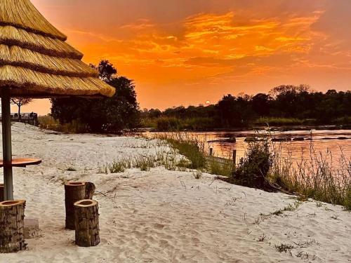 paplūdimys, White Sands Lodge in Divundu paplūdimys, White Sands Lodge in Divundu