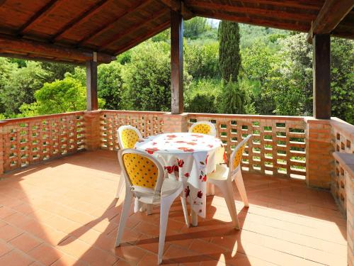 Holiday Home Villetta Il Biancospino by Interhome in Alberi Holiday Home Villetta Il Biancospino by Interhome in Alberi