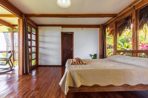 Lodge Punta Marenco in Puntarenas Lodge Punta Marenco in Puntarenas