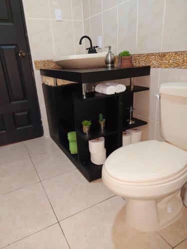 Bathroom, Villa Dreams Irazu in Cartago Bathroom, Villa Dreams Irazu in Cartago