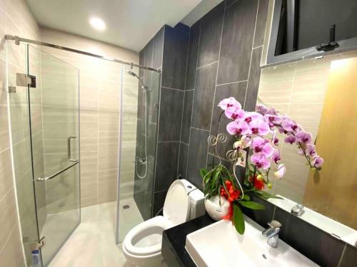 Bathroom, Luxury Apartment Asiana Capella Trung tam Cho lon in District 6 Bathroom, Luxury Apartment Asiana Capella Trung tam Cho lon in District 6