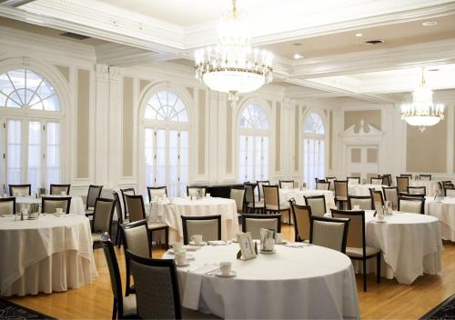 Meeting room / ballrooms, The Queensbury Hotel in Glens Falls (NY) Meeting room / ballrooms, The Queensbury Hotel in Glens Falls (NY)