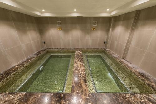 Steamroom, Xanh Villas Thach That - Venue Travel in Thach That District Steamroom, Xanh Villas Thach That - Venue Travel in Thach That District