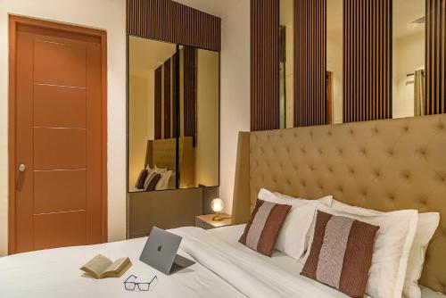 Guestroom, SaffronStays Hillside Harriers, Lonavala - A Frame chalets with bathtub for couples in Atvan Guestroom, SaffronStays Hillside Harriers, Lonavala - A Frame chalets with bathtub for couples in Atvan