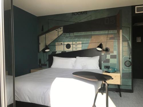 ibis Styles Dreux Centre Gare in Dreux ibis Styles Dreux Centre Gare in Dreux