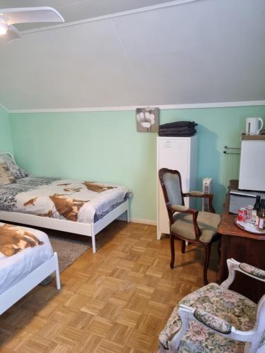 Guestroom, Erbuca Bed and Breakfast in Nieuwstadt Guestroom, Erbuca Bed and Breakfast in Nieuwstadt