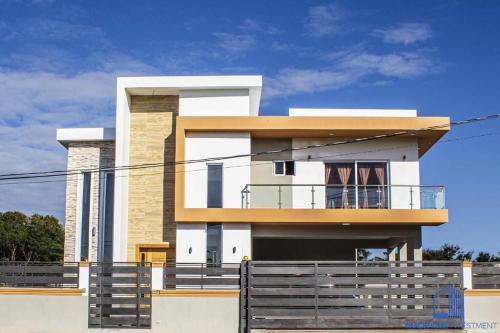 Exterior view, 5 Star Villa minutes from Airport and Beaches in Playa Dorada Exterior view, 5 Star Villa minutes from Airport and Beaches in Playa Dorada