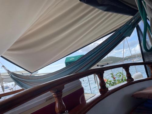 Balkon/terasa, St Thomas stay on Sailboat Ragamuffin incl meals water toys in Kingshill Balkon/terasa, St Thomas stay on Sailboat Ragamuffin incl meals water toys in Kingshill