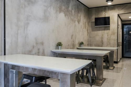 RedDoorz @ Sekip Medan in Medan Petisah RedDoorz @ Sekip Medan in Medan Petisah