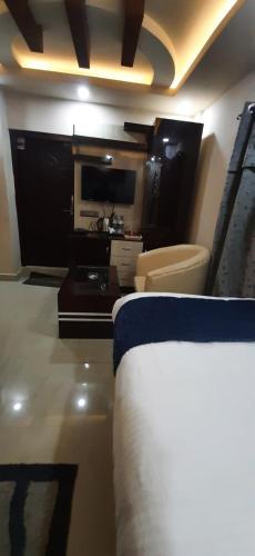 Facilities, Hotel Sara PVT LTD in Janakpur Facilities, Hotel Sara PVT LTD in Janakpur