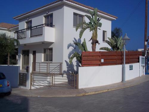 This photo about Villa Thalia shared on HyHotel.com