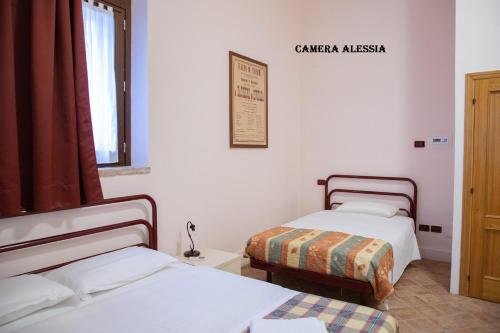 Hotel Palazzo Meraviglia Albergo diffuso in Corinaldo Hotel Palazzo Meraviglia Albergo diffuso in Corinaldo