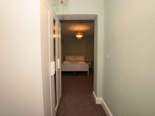 Tesis özellikleri, Pass the Keys Newly Renovated 2 Bedroom Apartment and Free Parking in Scarborough Kent Merkezi Tesis özellikleri, Pass the Keys Newly Renovated 2 Bedroom Apartment and Free Parking in Scarborough Kent Merkezi