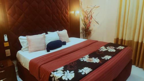 OLYMPUS HOTEL & SUITES in Ibadan OLYMPUS HOTEL & SUITES in Ibadan