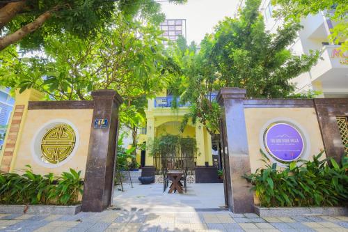 Exterior view, Thi Boutique Villa in Da Nang Exterior view, Thi Boutique Villa in Da Nang