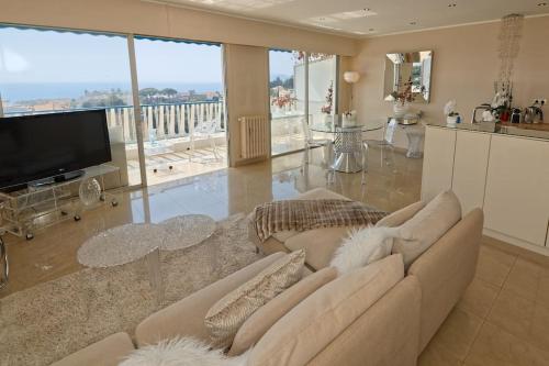 CANNES Vue Mer in กาโน CANNES Vue Mer in กาโน