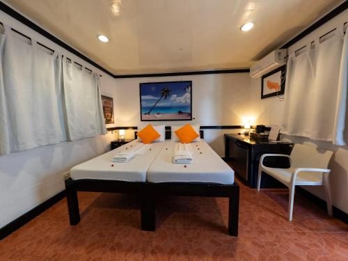 Hippocampus Beach Resort in Malapascua Island Hippocampus Beach Resort in Malapascua Island