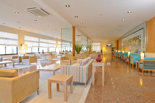 Lobby, INATEL Albufeira in Albufeira Lobby, INATEL Albufeira in Albufeira