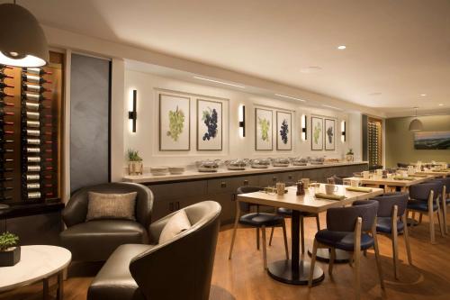 Restaurant, Sonesta Silicon Valley in Milpitas (CA) Restaurant, Sonesta Silicon Valley in Milpitas (CA)