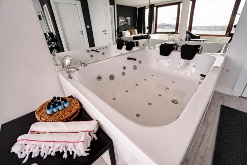 Facilities, Etiz Hotels Bosphorus in İstanbul Facilities, Etiz Hotels Bosphorus in İstanbul