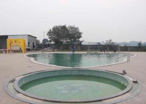 Bassein, Royal Orbit in Jabalpur Bassein, Royal Orbit in Jabalpur