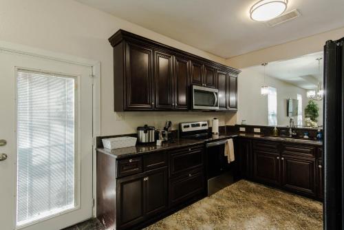 Modern 3 Bedroom-just minutes from downtown Dallas in 델러스 서부 Modern 3 Bedroom-just minutes from downtown Dallas in 델러스 서부
