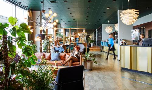 Vestíbulo, Hotel Jutlandia in Frederikshavn Vestíbulo, Hotel Jutlandia in Frederikshavn