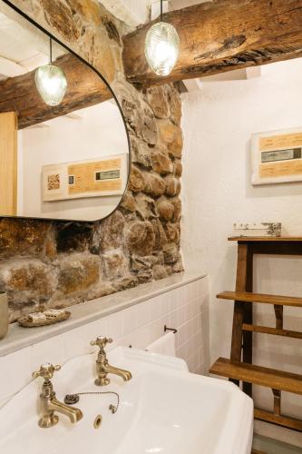 Kupaonica, Nueva Villa Pacheca Casa Rural Boutique in Alceda Kupaonica, Nueva Villa Pacheca Casa Rural Boutique in Alceda