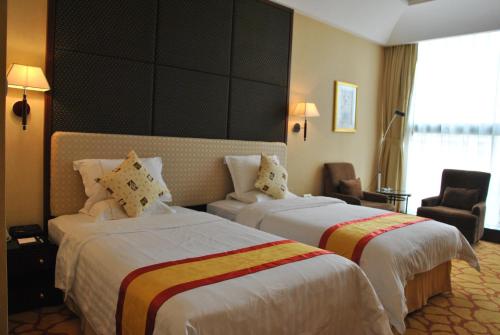 This photo about Regal Riviera Hotel Guangzhou shared on HyHotel.com