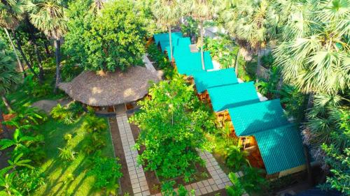 Garden, Sasvi Cabana in Trincomalee Garden, Sasvi Cabana in Trincomalee